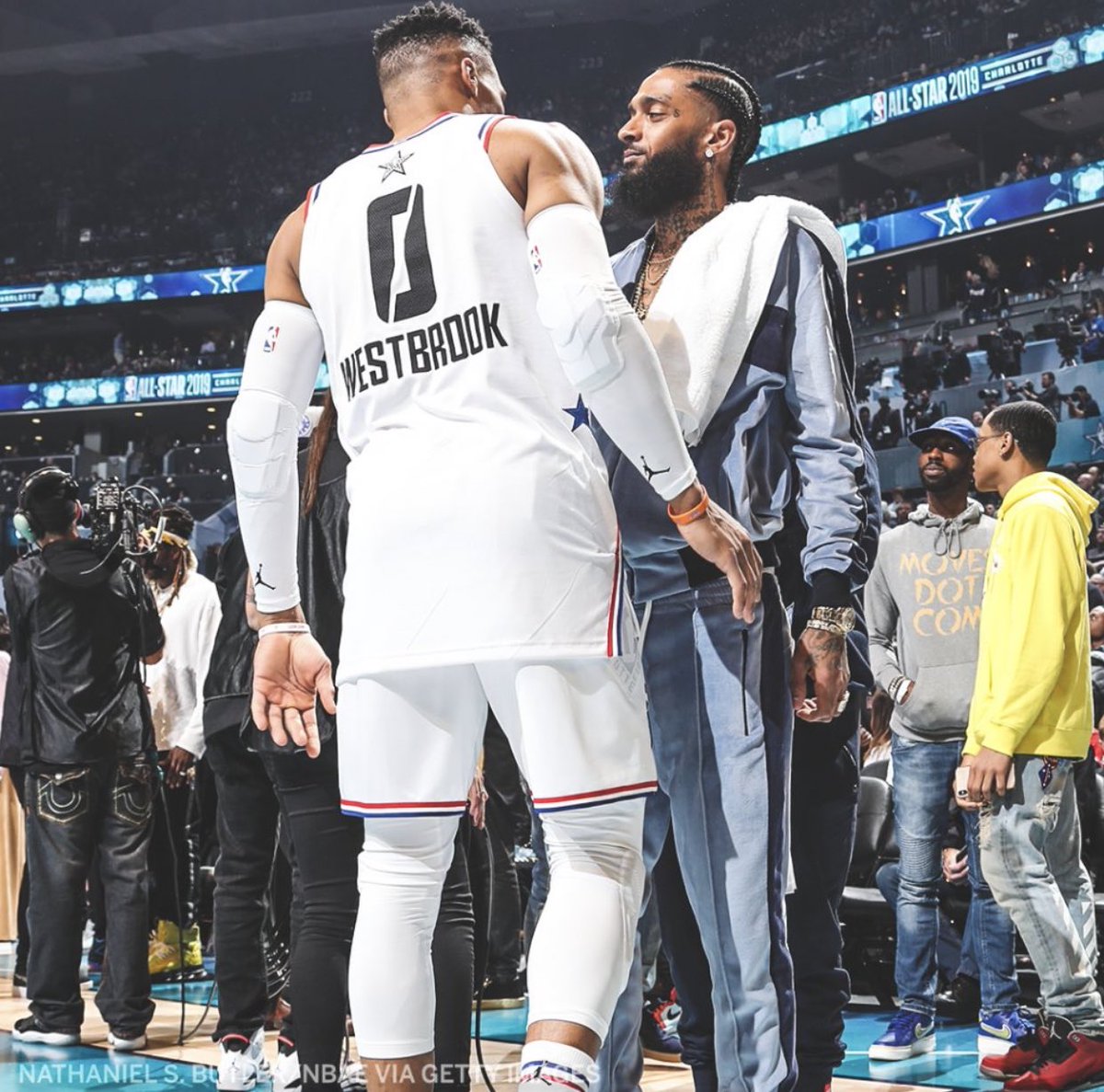 famouslos32's tweet photo. Happy Birthday Nip 🙏🏾😇 https://t.co/RCDz1DoIP1