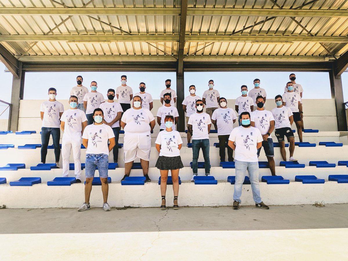 Primera foto post confinamiento, somos de Primera Autonómica, somos un Equipo,
¡Hemos Vuelto! 💪🏻😏