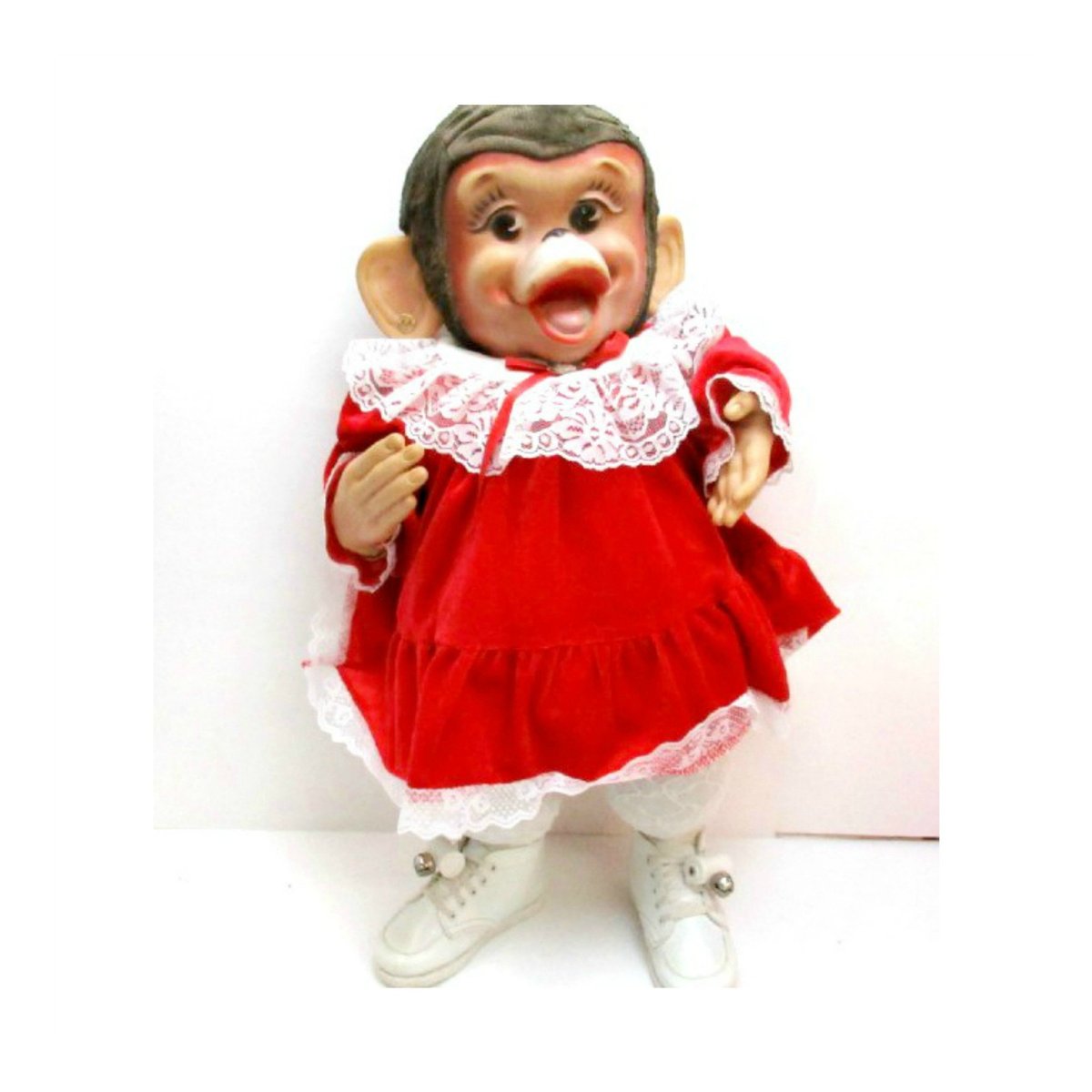 JunkYardBlonde's tweet photo. Vintage Rubber Face Monkey Chimpanzee Girl 1950s https://t.co/9sQ83ao5uh #rubberface #vintageplushie #rubberfaceplush #mrbim #zip #zippy #chimp #monkeyplush #junkyardblonde https://t.co/EFDa70souh