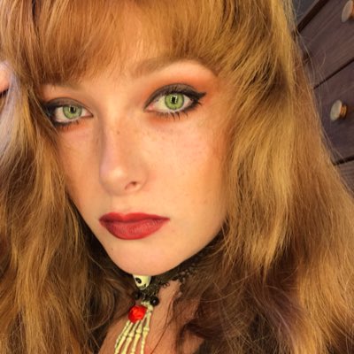 ArianaFarren's tweet photo. #NewProfilePic #witchintraining https://t.co/WsIr1GoSOe