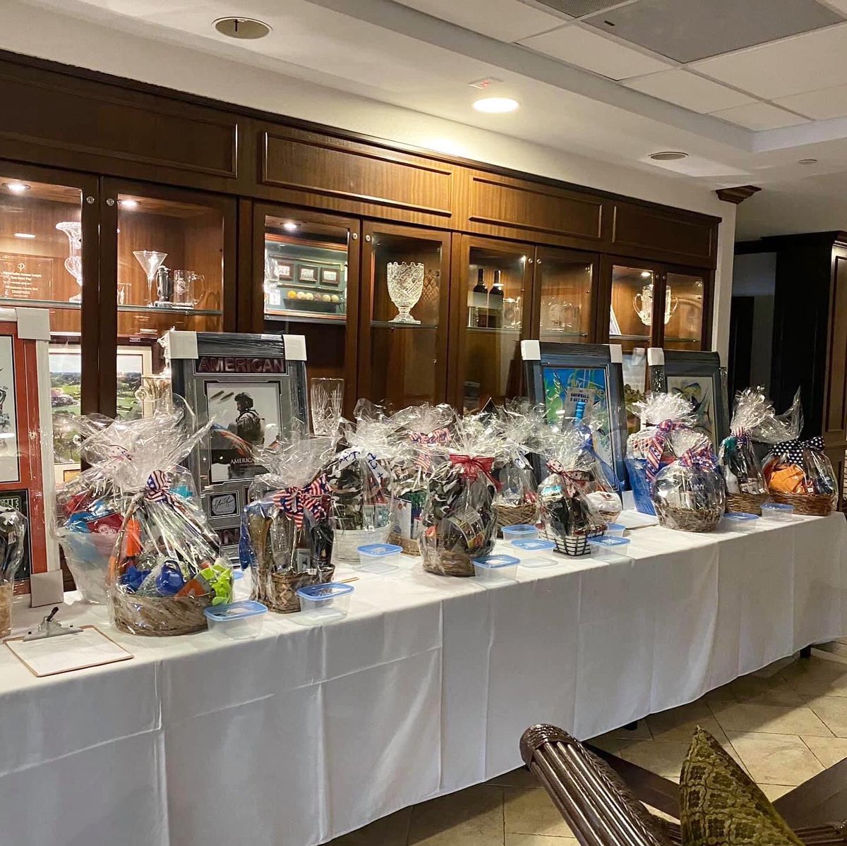bb_ftlauderdale's tweet photo. Beth Garcia, CIC of Brown &amp; Brown Fort Lauderdale sponsored the Giannetti Contracting Corporation Golf Tournament benefiting the Construction Angels Charity at the Fort Lauderdale Country Club. #BBcares #BBThePowerOfWE #Insurance #HowCanWeHelp #FortLauderdale https://t.co/adcwfc3mlU