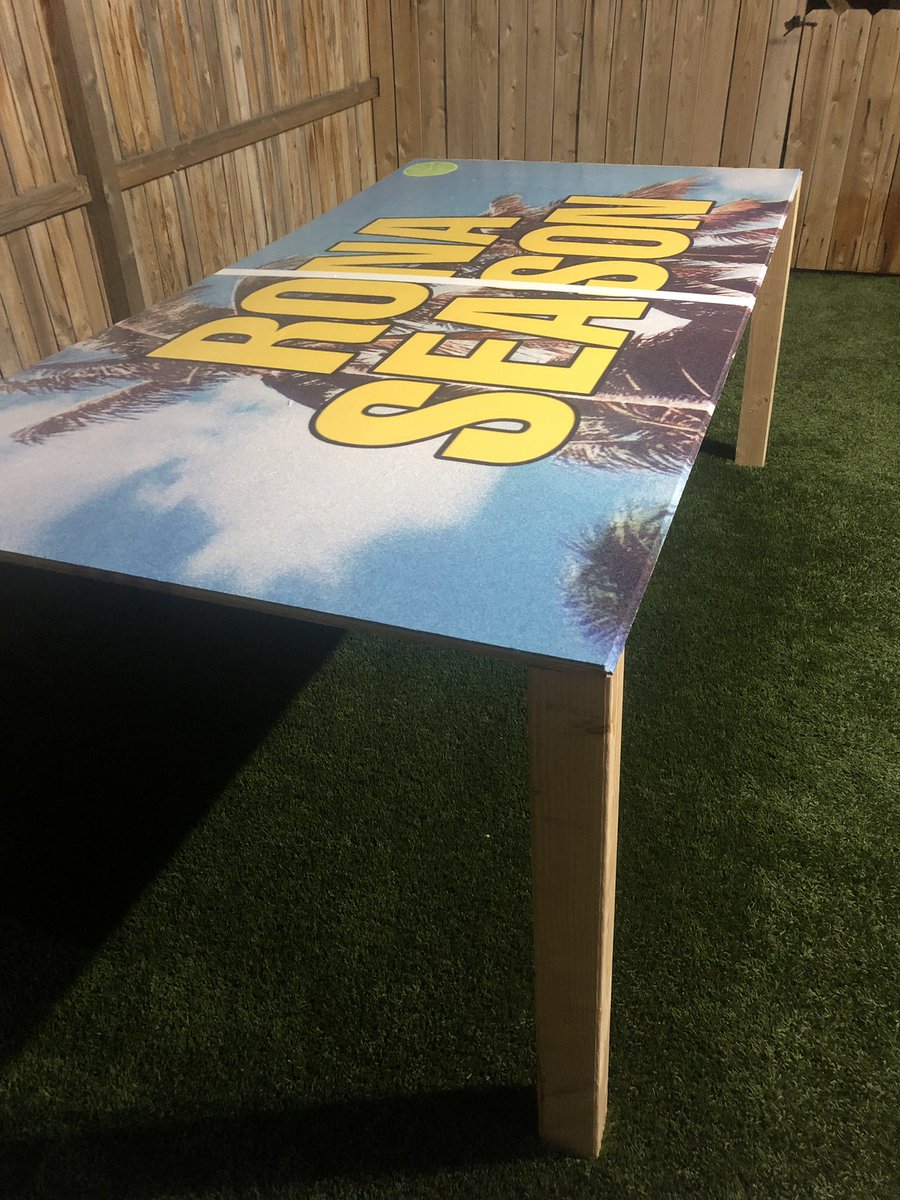 newportwinery's tweet photo. Another skin ready for the weekend!π€ΎββοΈ@chancepb_7
β’
β’
β’
#beerdye #ronaseason #dyeskins #3mtechnology #alwaystossing #drinking #tablegames #outdoors #darty #easytoapply #beers #drinkinggames #beerdie #daydrinking #fraternity https://t.co/Z359yrS6Fo