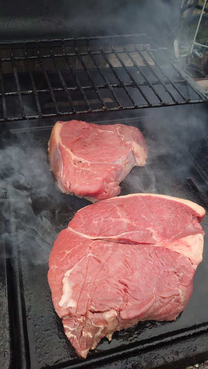 covertcarnivore's tweet photo. This is not a small BBQ.... And those are some mahoosive rump steaks!
🥩 #BBQ #beef #carnivore #carnivorediet #carnivores #protein #steak #zerocarb #zerocarbs #keto #MeatHeals https://t.co/LmD3yP9nfu