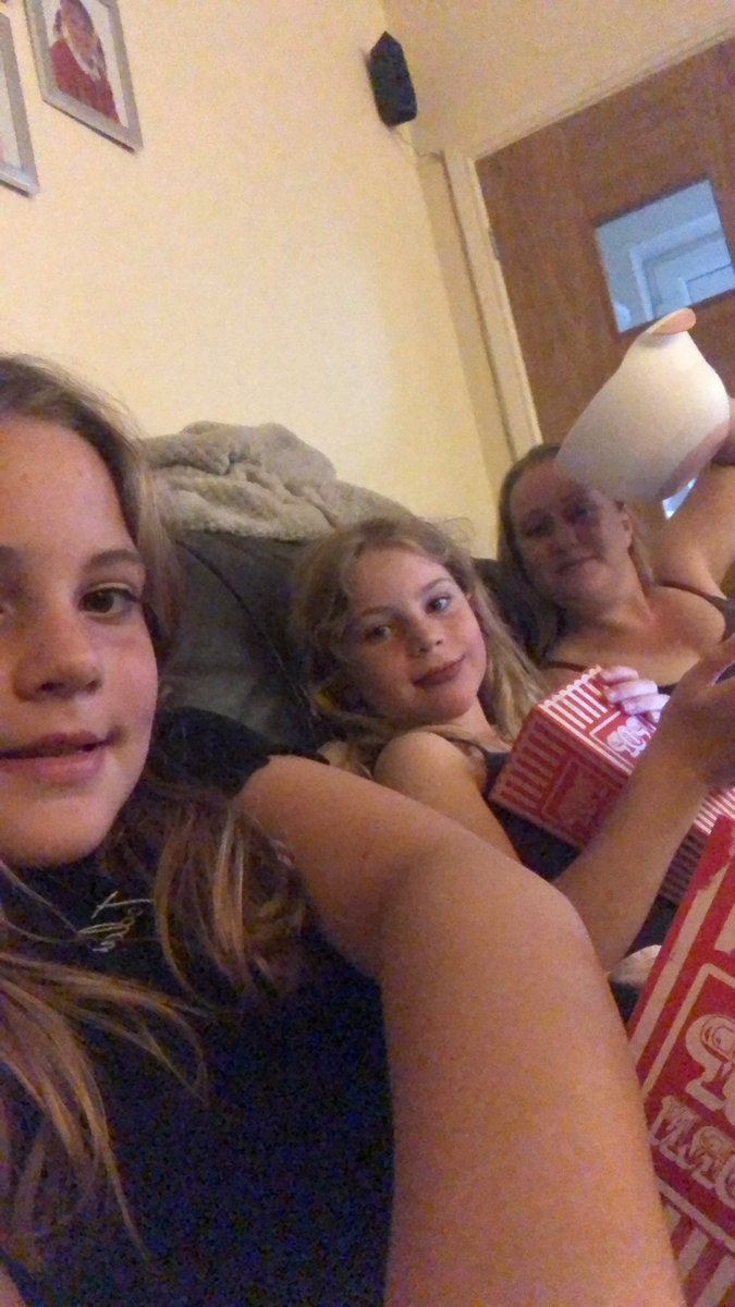 AimeeMarch3's tweet photo. Movie night https://t.co/p0w37V3px5