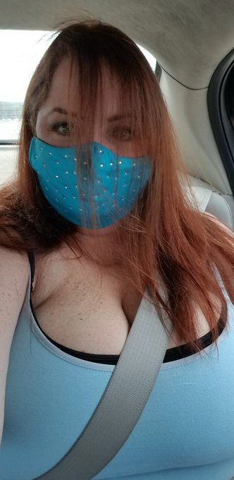 Do California #Lyft not have AC? Second one lol.. 2 for 2! Haha. https://t.co/AHRSdcjN1y<a href="/tag/lyft"class="tags">#Lyft</a>