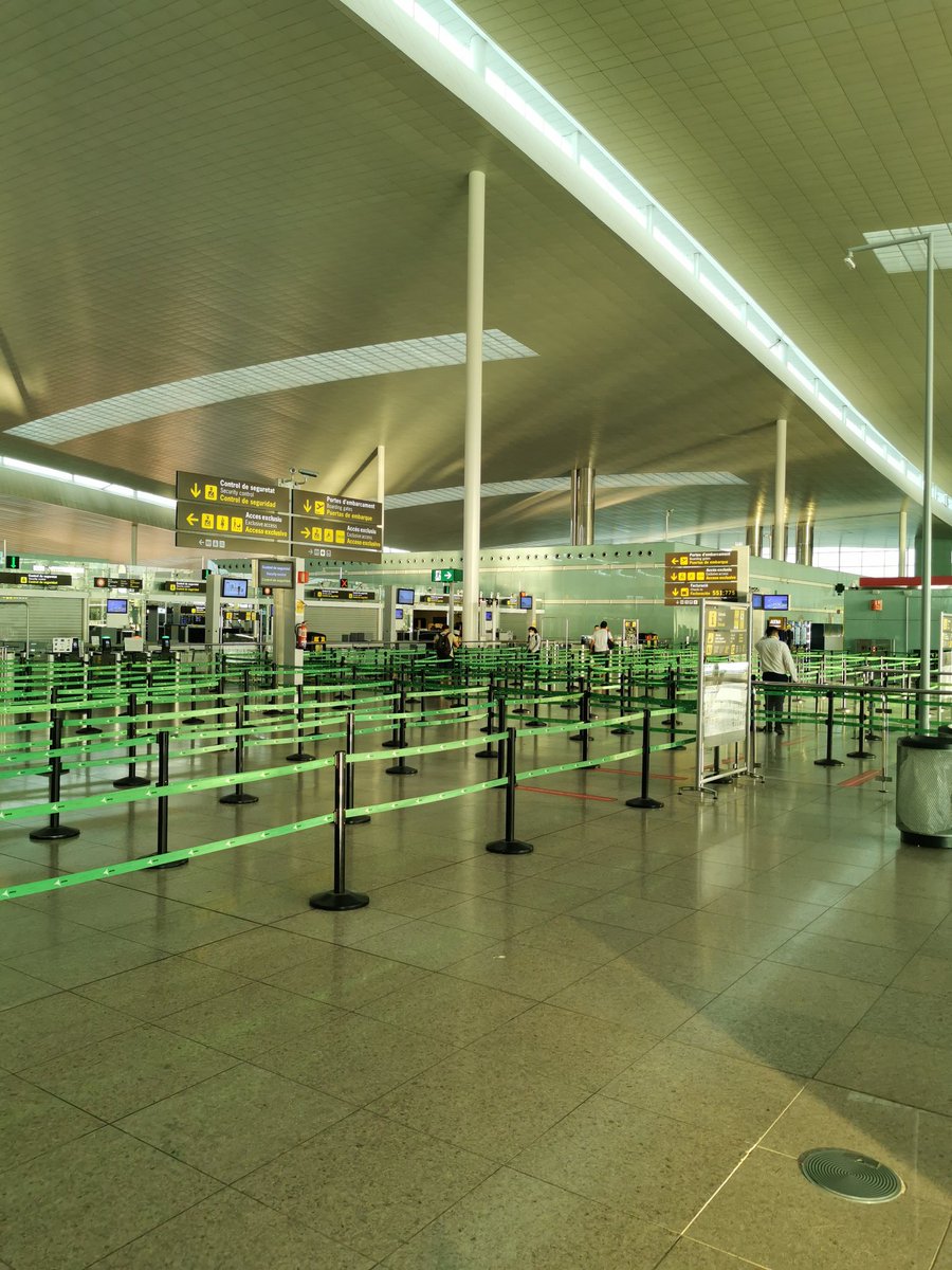 Salidas Aeropuerto de Barcelona. 15 de agosto.
