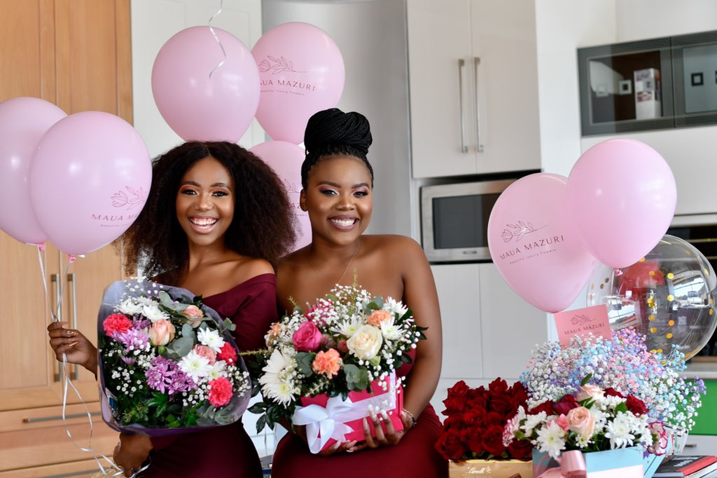 Ms_Mchunu's tweet photo. We launched our online floral shop yesterday and oh my oh my 😍😍 God is showing off. 
Maua Mazuri, an online floral gifting shop in Zululand, Eskhawini, Richards Bay, Empangeni and surrounding local areas. 

Enquire and order 0726614222 https://t.co/K1Xt9durds