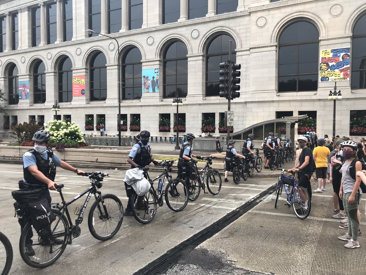 CPD surrounded the protest on three sides. Heading west on Randolph now.