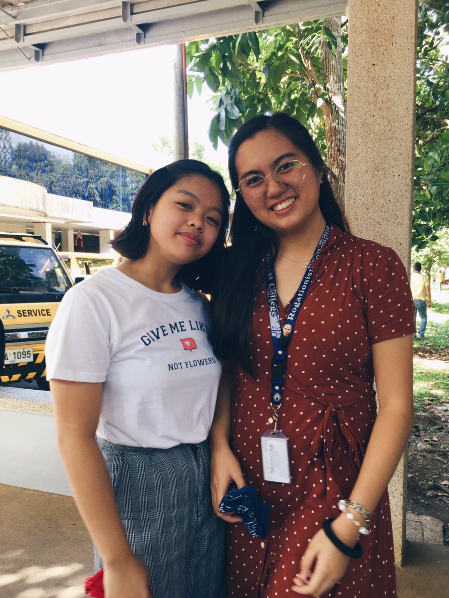 keaytleachon's tweet photo. HAPPY 18TH BIRTHDAAY SA NAG IISANG MELLOGS @Gab_Bwln !!! thank you for being my siomai buddy nung grade 7 hihihi i love youuu!! 💛💛💛
#JimellaWorldDomination
#ShanghaiQueenWorldTour
#SweetSummerDay
#DDay https://t.co/O8VQiAxPfM