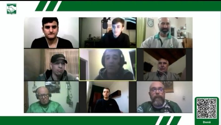 con_ferro's tweet photo. #Ferro #FerroCarrilOeste #TodasTodosConFerro
Llego el final! Gracias a todas y todos los que compartieron mas de 6 horas de transmisión con nosotros! 
Ferro es gigante! 💚🇳🇬 https://t.co/OfLftDKinA
