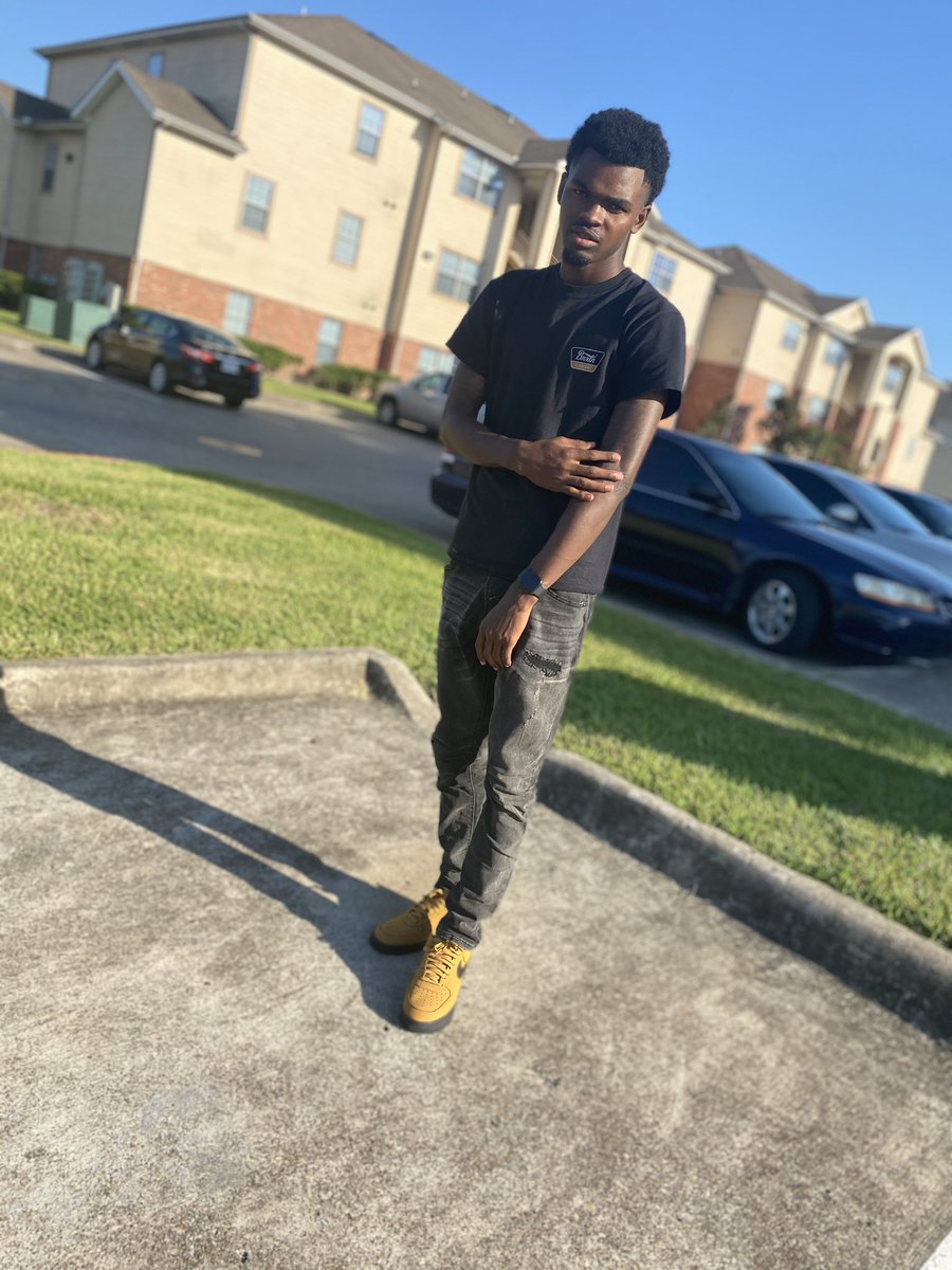 JYPAPS's tweet photo. This shit didn’t happen overnight , I had to put in overtime! #datsafact #ripmomma #4eva #1:19 in the day time 😪📌🙏❤️ https://t.co/wKKx914FDn