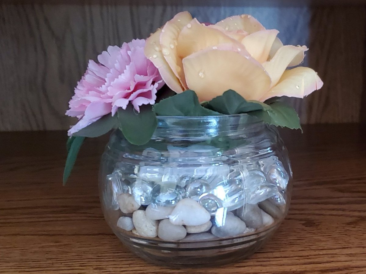 JenniMarie1121's tweet photo. Put together a small craft decoration! https://t.co/oU4mKHAPm7