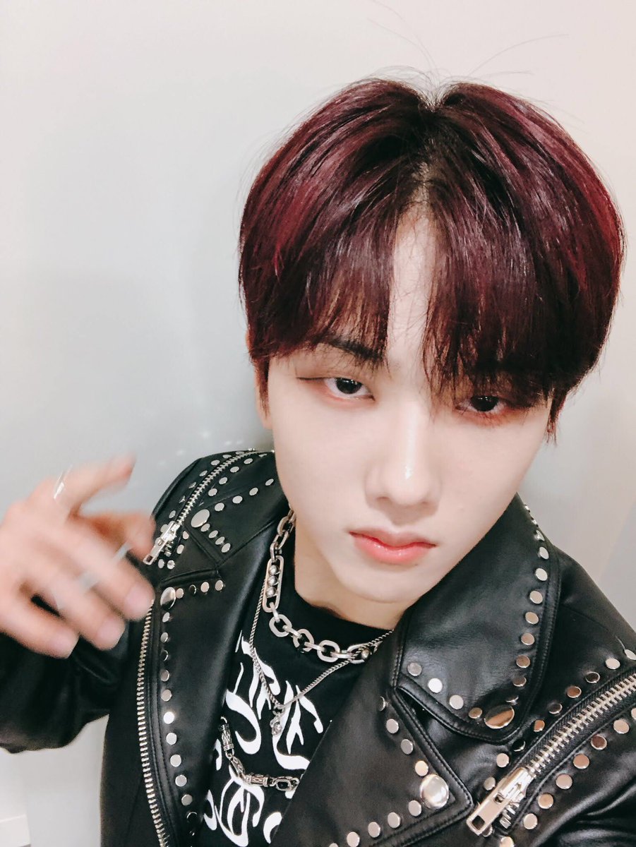 btw these are the pics i used to make my pinned (original one)