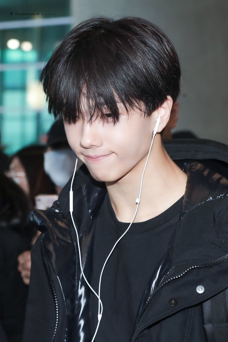 btw these are the pics i used to make my pinned (original one)