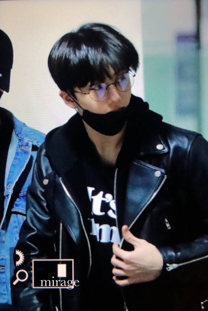 btw these are the pics i used to make my pinned (original one)