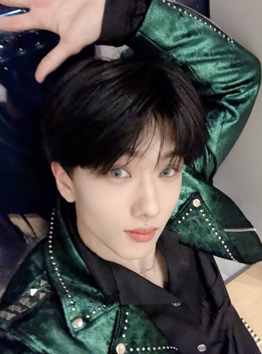 btw these are the pics i used to make my pinned (original one)