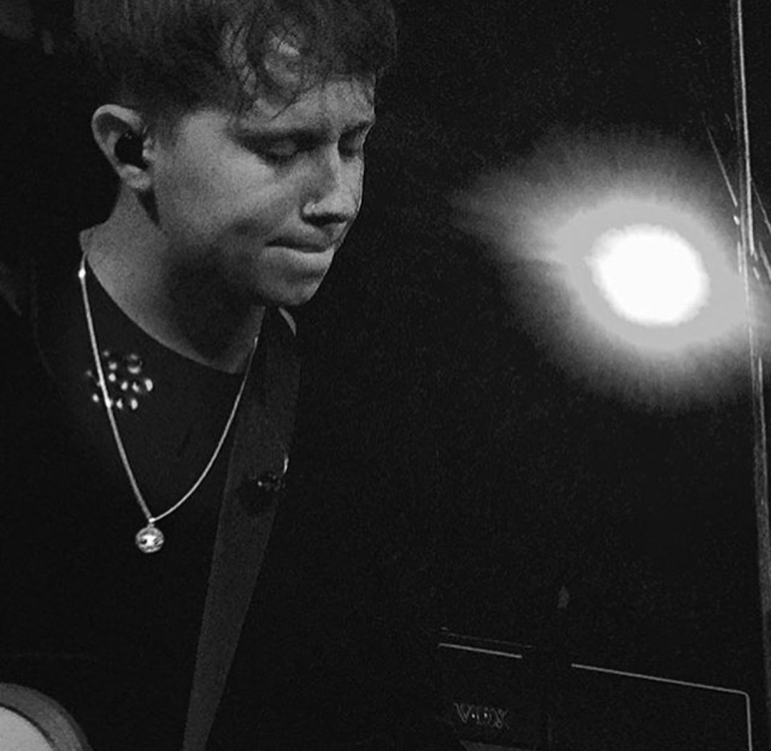 :: Four years ago from thieves' instagram ::