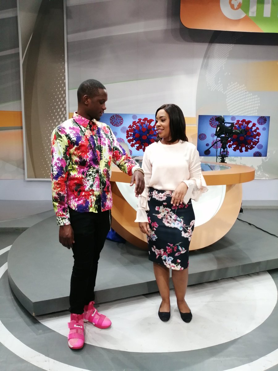 Uyu lalez unadhani anani ambia aje 😂
Si tu jiwachilie ndani ya #OneLove <a href="/citizentvkenya/">Citizen TV Kenya</a> show ni <a href="/OneLoveCTV/">One Love</a> wagwaaan