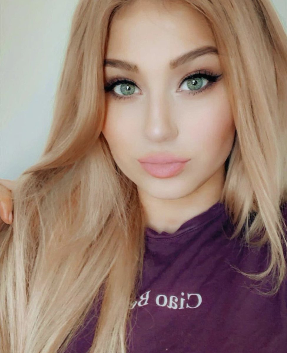 Lucy_M8's tweet photo. ✨hi im still here✨ https://t.co/ZF2jOkNkGJ