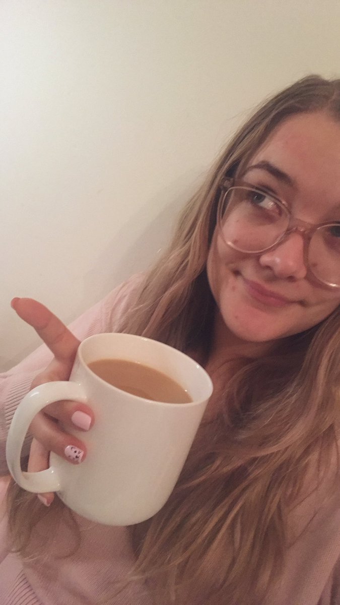 EllaCrust's tweet image. The super glamorous life of attending the @IPSForg General Assembly at 3am AWST 🥱😴 is there a tea cup large enough? (Feeling just about as tired as I look 😂) #pharmacy #student @NAPSA_Rx