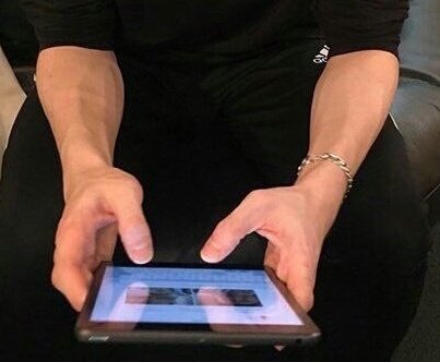 Bangchan's hands ; a thread cz i wanna hold them so tightly