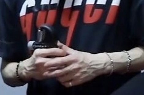 Bangchan's hands ; a thread cz i wanna hold them so tightly