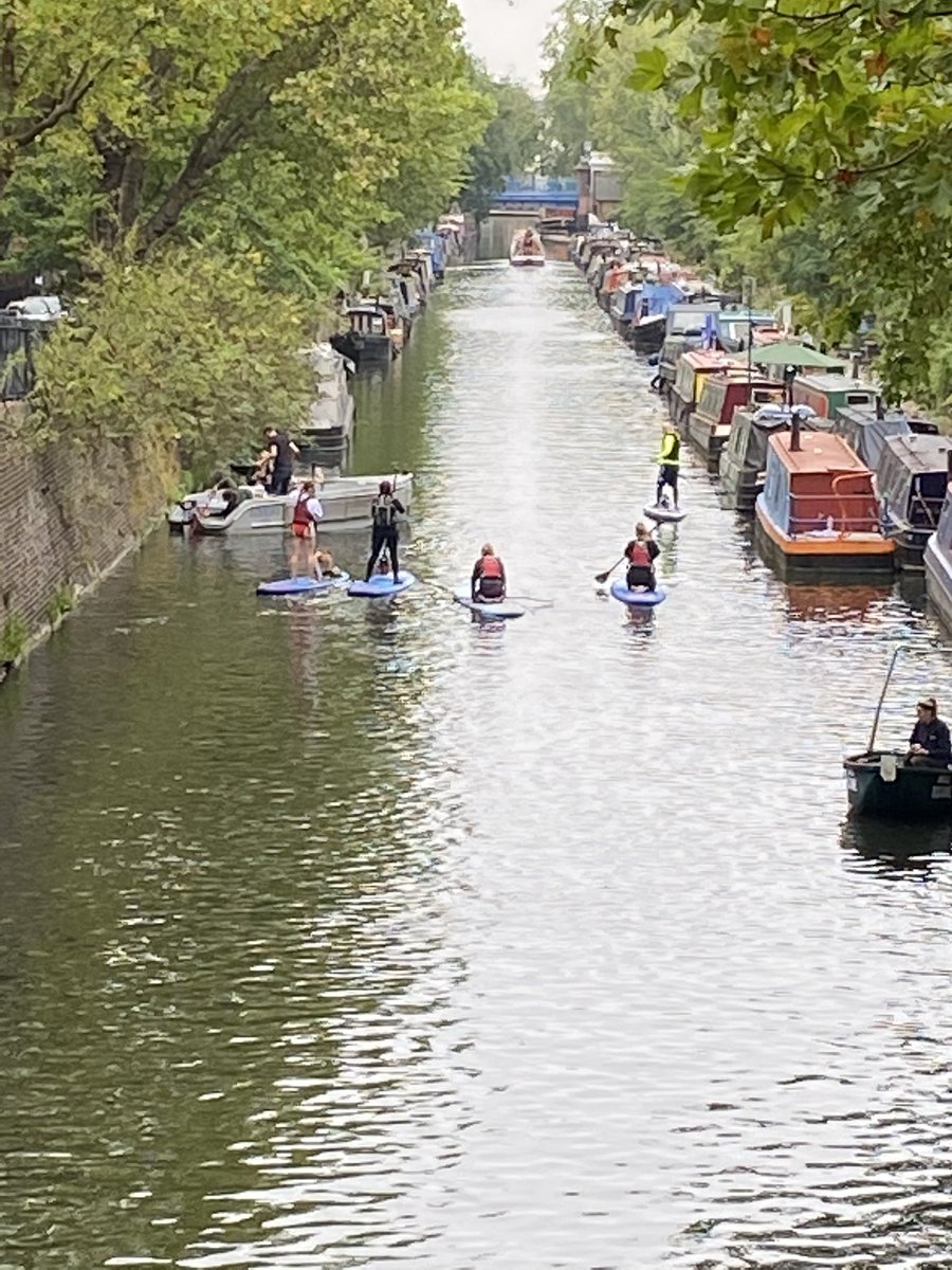 aarivans's tweet photo. Little Venice a lovely distraction from the day to day grind thank you @UKjayriv https://t.co/JcqmMEuOV3