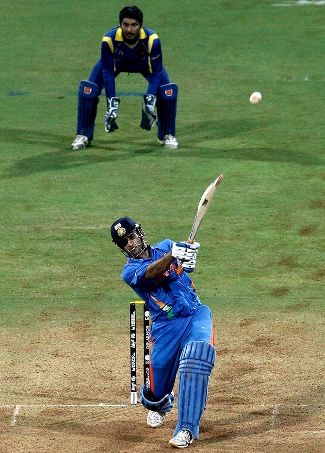 ravirks's tweet photo. We may win more World Cups and many more glories in future, but Mahi bhai @msdhoni , cricket will never be the same after your departure! Love you &amp; best wishes for your 2nd innings!🙏🏻 #Dhonifinishesoffinstyle #Cricket https://t.co/0rk1w5woT0