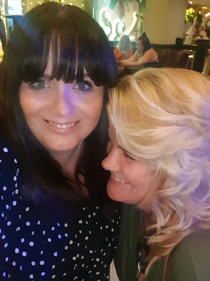 LJLeo's tweet photo. First night out out! 🥂🍾🥳 https://t.co/UkNbSNxwFG