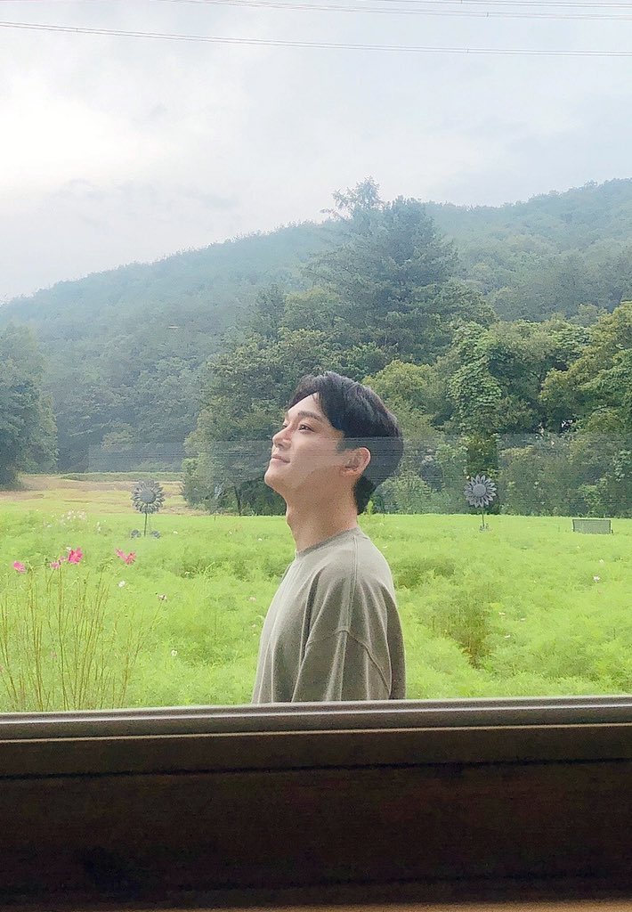 xo6112_'s tweet photo. @princess_manar2 @daexoll @weareoneEXO يلة قو قو 

#CHEN #LAYCHEN #LAY 
#LAY_CHEN_IS_EXO  
@layzhang @weareoneEXO https://t.co/NaRTi4lTmu