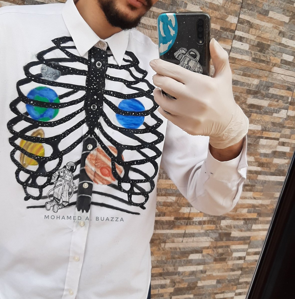 Mo___oha_'s tweet photo. Cosmos Cage 🌌
من رسماتي الاصلية المفضلة 💙
رسمتها على قميص

#art #artist #paintings #فن #ArtistOnTwitter

2019                     Mar 2020 https://t.co/fkT4M58thi