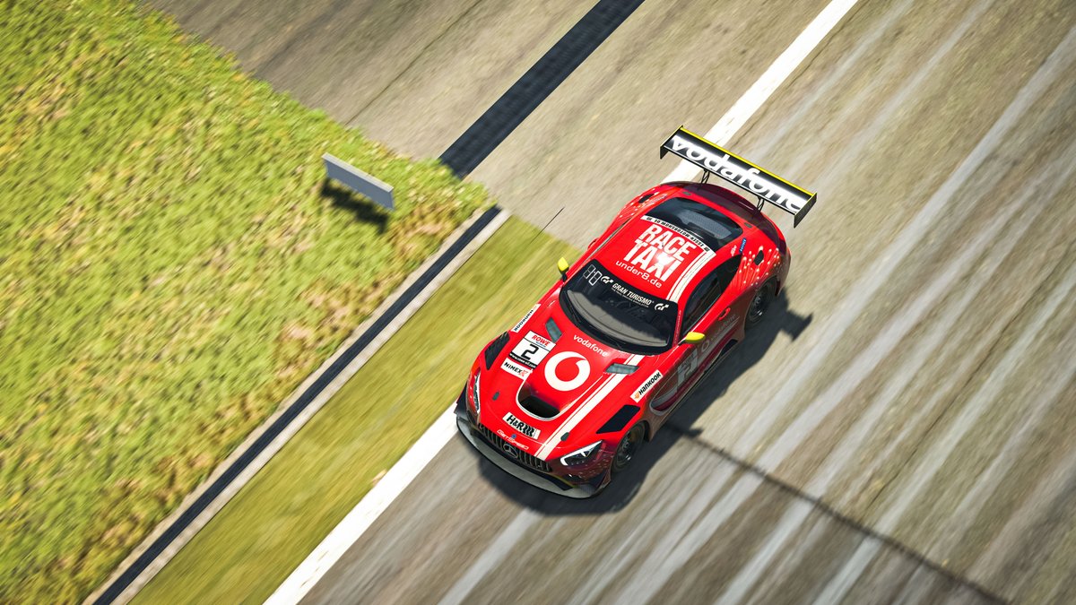 vcoesports's tweet photo. Less than 30 mins to go in the NIMEX 3h-Race - and there are so many battles left to fight out...

Watch the race live at 📺 https://t.co/bcEgIJy2BI 

#vcoesports @vln_de #dnls https://t.co/KwBewwtcHM