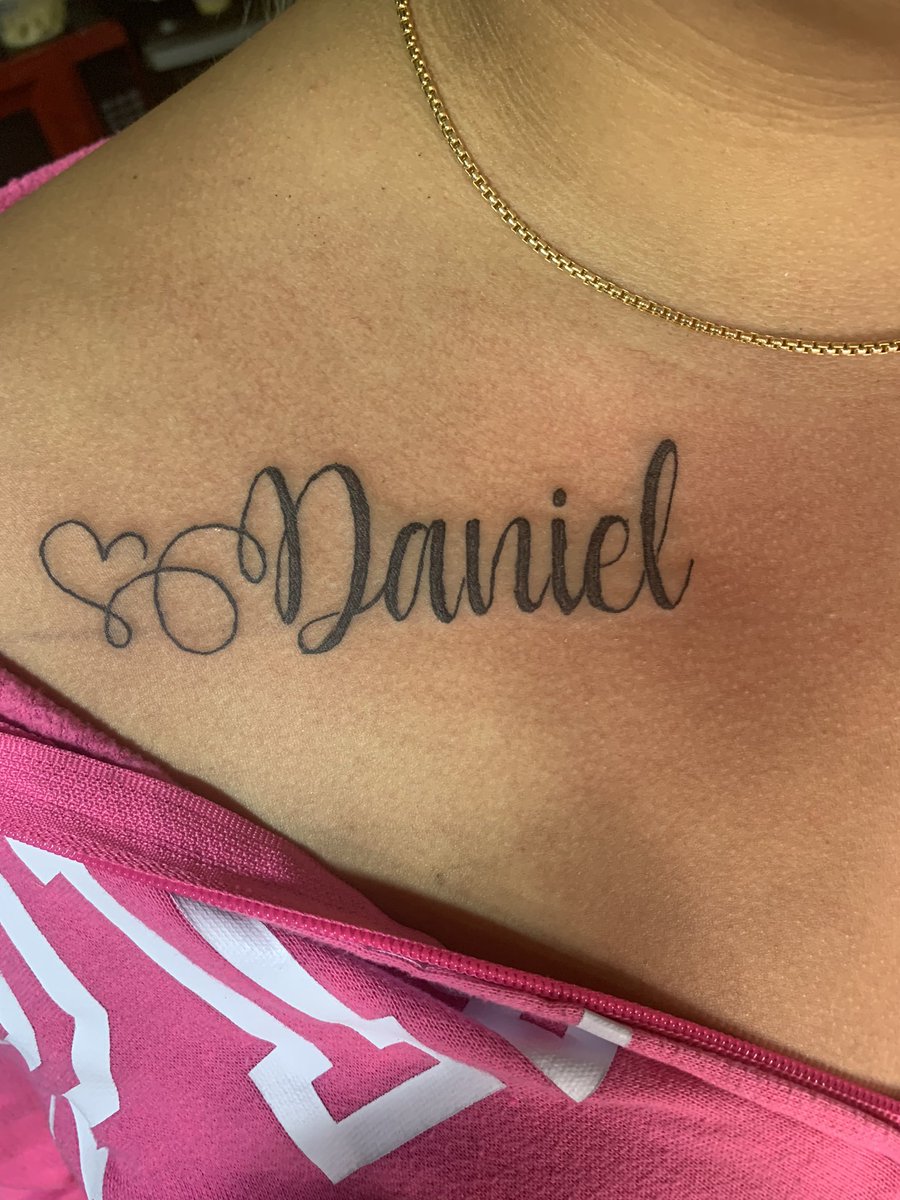 PlayCatcherTatt's tweet photo. $30 Names and small words tonight only hmu ASAP‼️🙄💉💉 https://t.co/eFbXpdhVIT