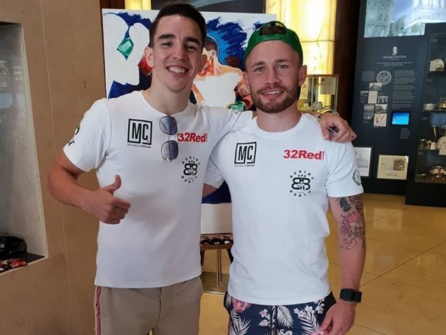 piarais91's tweet photo. Good luck tonight to the 2 Irish Warriors @mickconlan11 &amp; @RealCFrampton #boxing https://t.co/vcTLJP5bJO