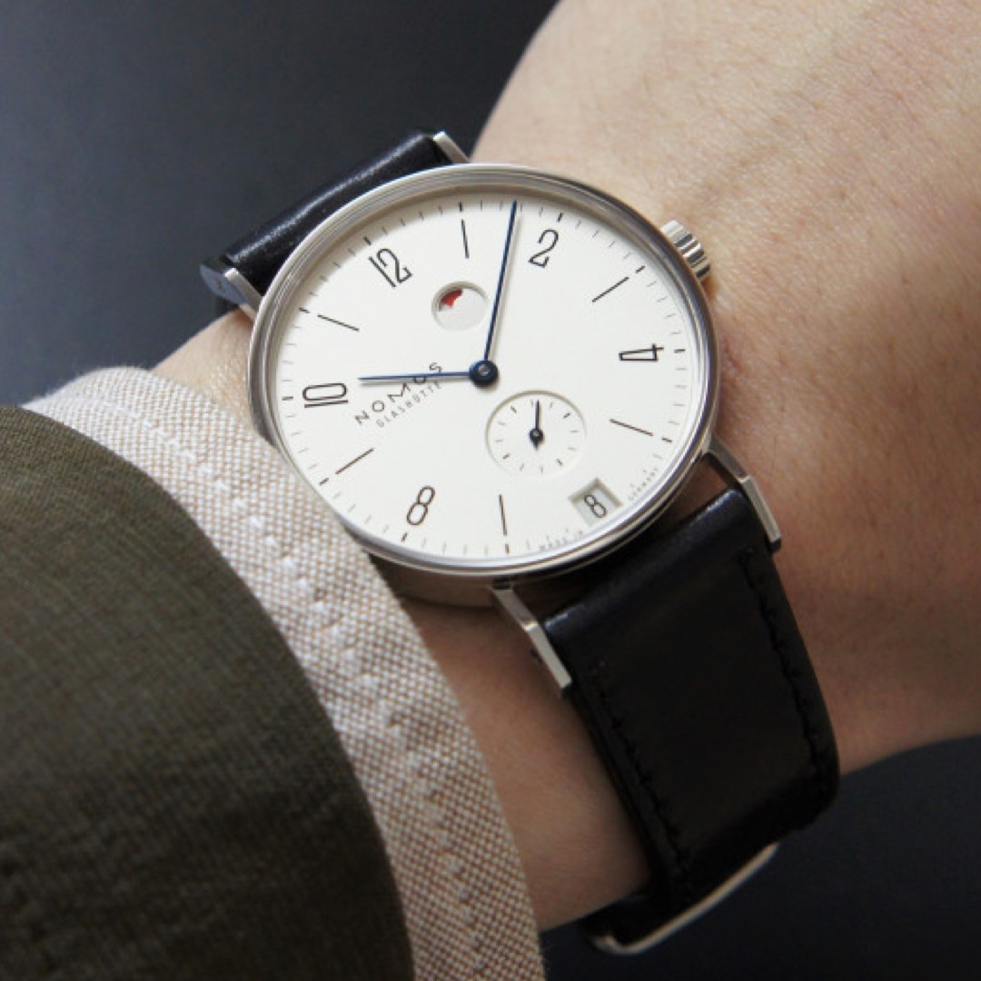 nomos power reserve