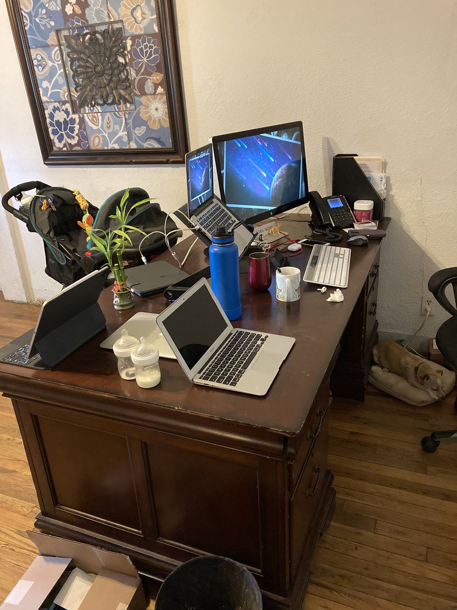 RealAustinToach's tweet image. Alright, count the devices