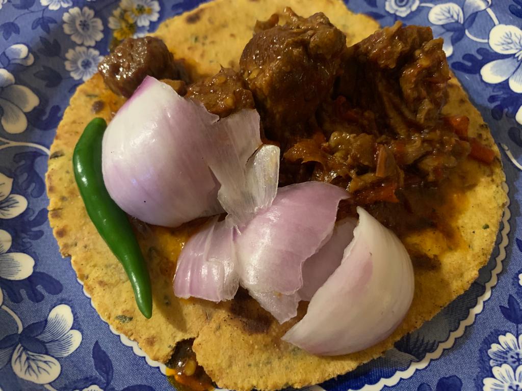 panchamtaneja's tweet photo. @mchefajaychopra Independence day special, Rajasthani Laal maans with tikkad and mukka pyaaz....maza aa gaya #bigdaddychef https://t.co/x1J6Lov7cA