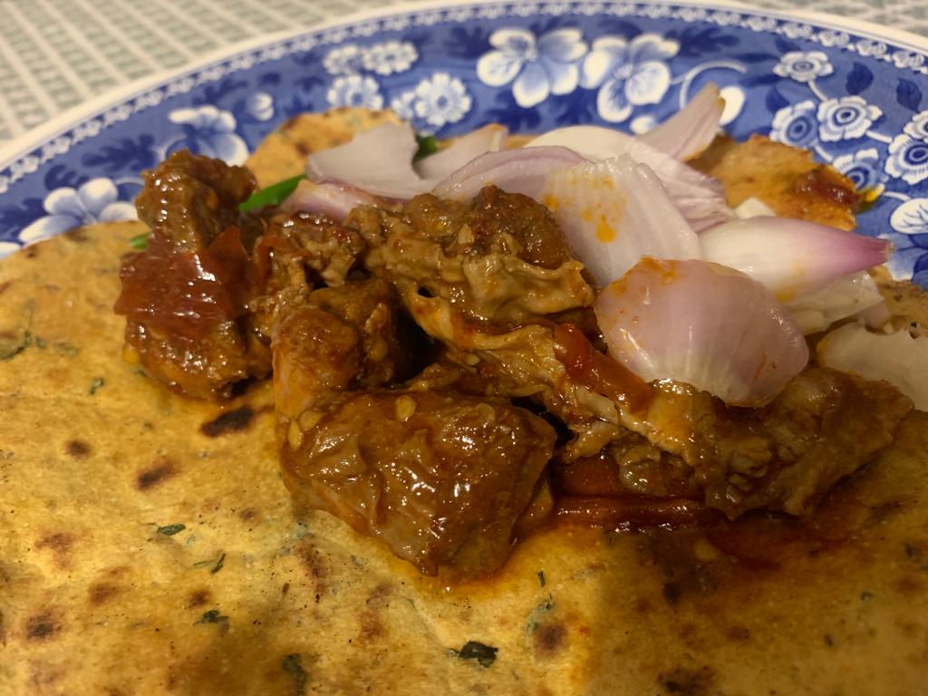 panchamtaneja's tweet photo. @mchefajaychopra Independence day special, Rajasthani Laal maans with tikkad and mukka pyaaz....maza aa gaya #bigdaddychef https://t.co/x1J6Lov7cA