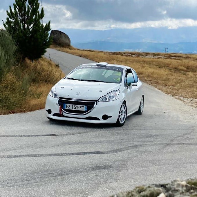 Buena jornada de test con @iagogabeirasrallyedriver con el Peugeot 208 de <a href="/trsracingteam/">TRS Racing Team</a> previo @rallyedeferrol 
#workingformotorsport