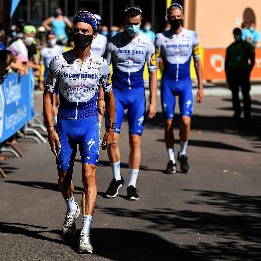 alafpolak1's tweet image. Une belle journée a l'avant aujourd'hui sur le @dauphine. La forme revient doucement mais sûrement et ça fait plaisir. En route pour la dernière étape demain pour terminer cette semaine difficile.

Une grosse pensée pour mon jeune coéquipier @EvenepoelRemco 😔🙏