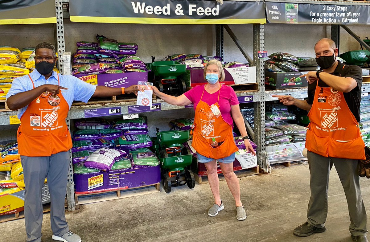 Great walk today with <a href="/CharlesA_Wilson/">Charles Wilson</a> and had an exceptionally great time recognizing Donna with a juggernaut badge for both her work ethic and her compassion for her coworkers