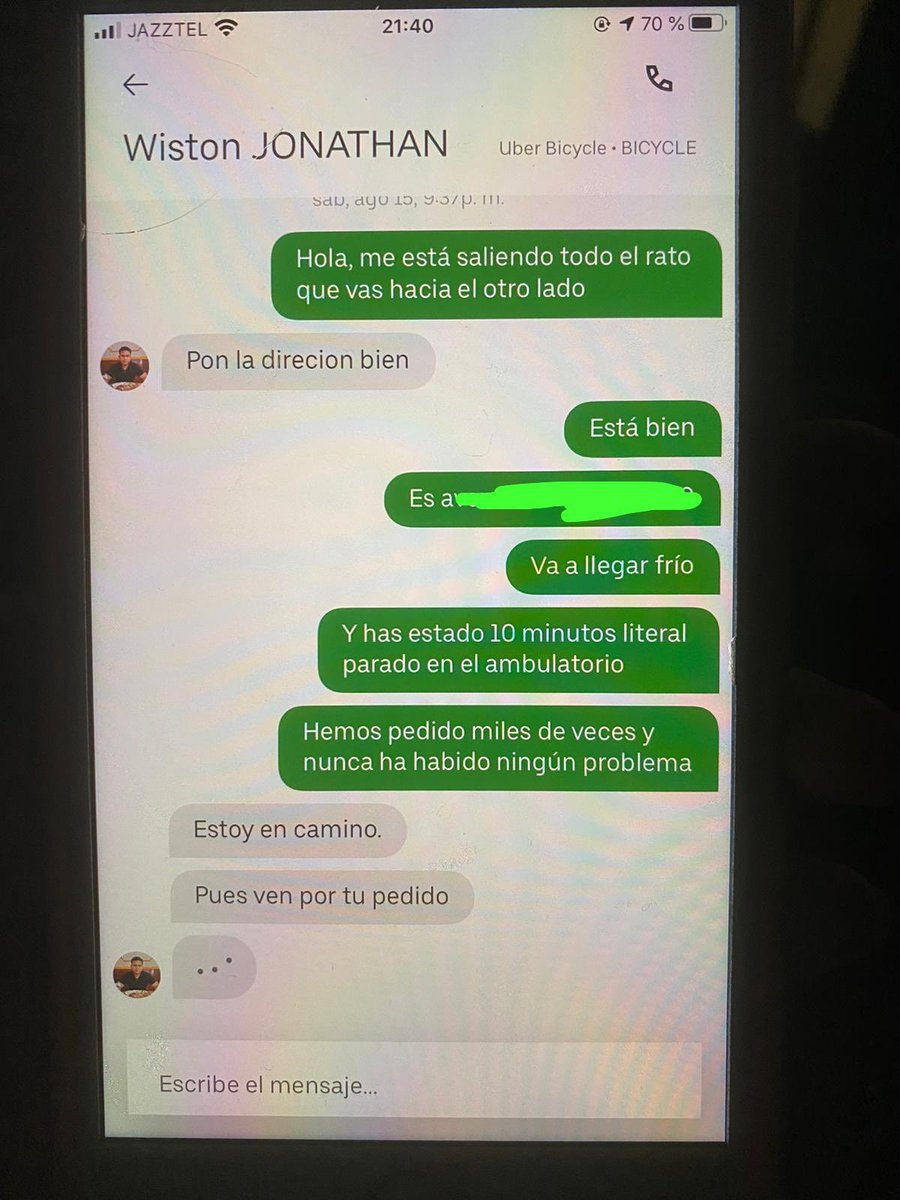 AnaGraciaa's tweet photo. @Uber_ES vergonzoso, hemos hecho un pedido a Uber eats a las 21h, ha recogido el pedido a las 21:20 y ha estado parado en un sitio más de 10 minutos, me dice que pongo la dirección mal y que vaya yo a recoger el pedido y todo con malas formas y a todo esto sigue sin llegar. https://t.co/6bersxVvlF