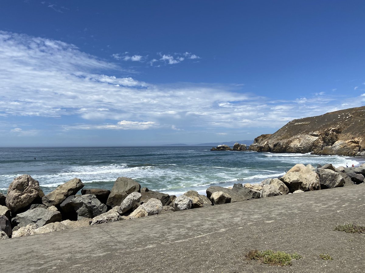 After a couple of foggy, cold weeks, we’re finally getting some warm weather in San Francisco. ☀️ #beachday #summertime #SummerVibes