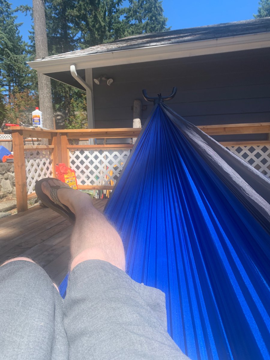 jeremiahdgilfoy's tweet photo. Enjoying the #HammockLife. Smoking some chicken. Enjoying the little breeze with a #SamAdamsBeer. Is this heaven. https://t.co/81zQUeQtvi