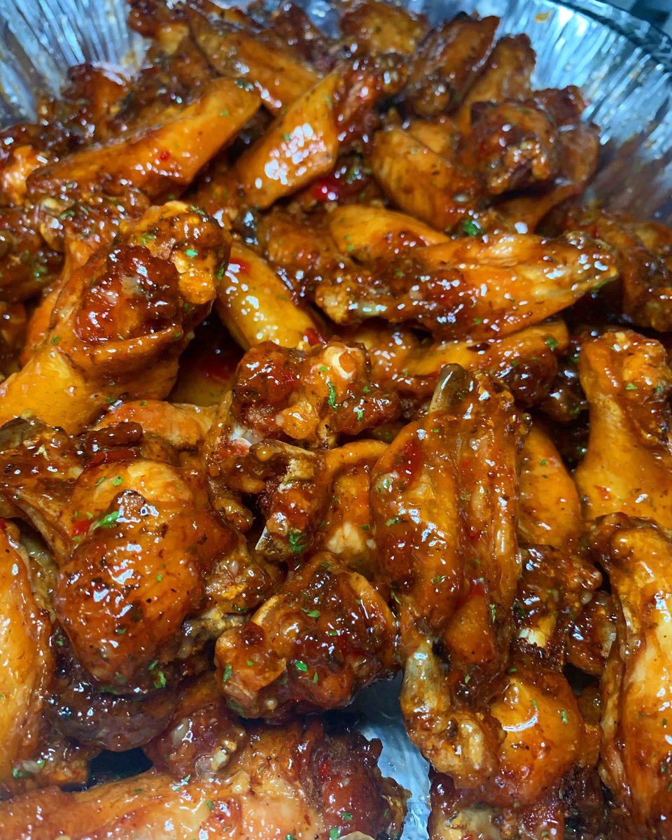 _Nihaoo's tweet photo. This is the TWEET. Let the world see how great i am! ‘Ks Katering’ 👩🏽‍🍳
•Stew Chicken
•Sweet Chilli Wings
•Fried Chicken (Leg, Wing, &amp; Thigh)
•Sweet Chilli Salmon https://t.co/iuSF96RxMM