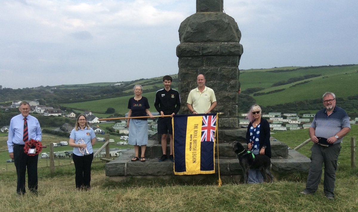 mark4ceredigion's tweet photo. Members of my Branch of Royal British Legion in Borth at tonight's commemoration of the 75th Anniversary of #VJDay at the Borth War Memorial. Thank you Anna from the Aberystwyth Silver Band #VJDay75 #WeWillRememberThem https://t.co/LjrDk8EVyf