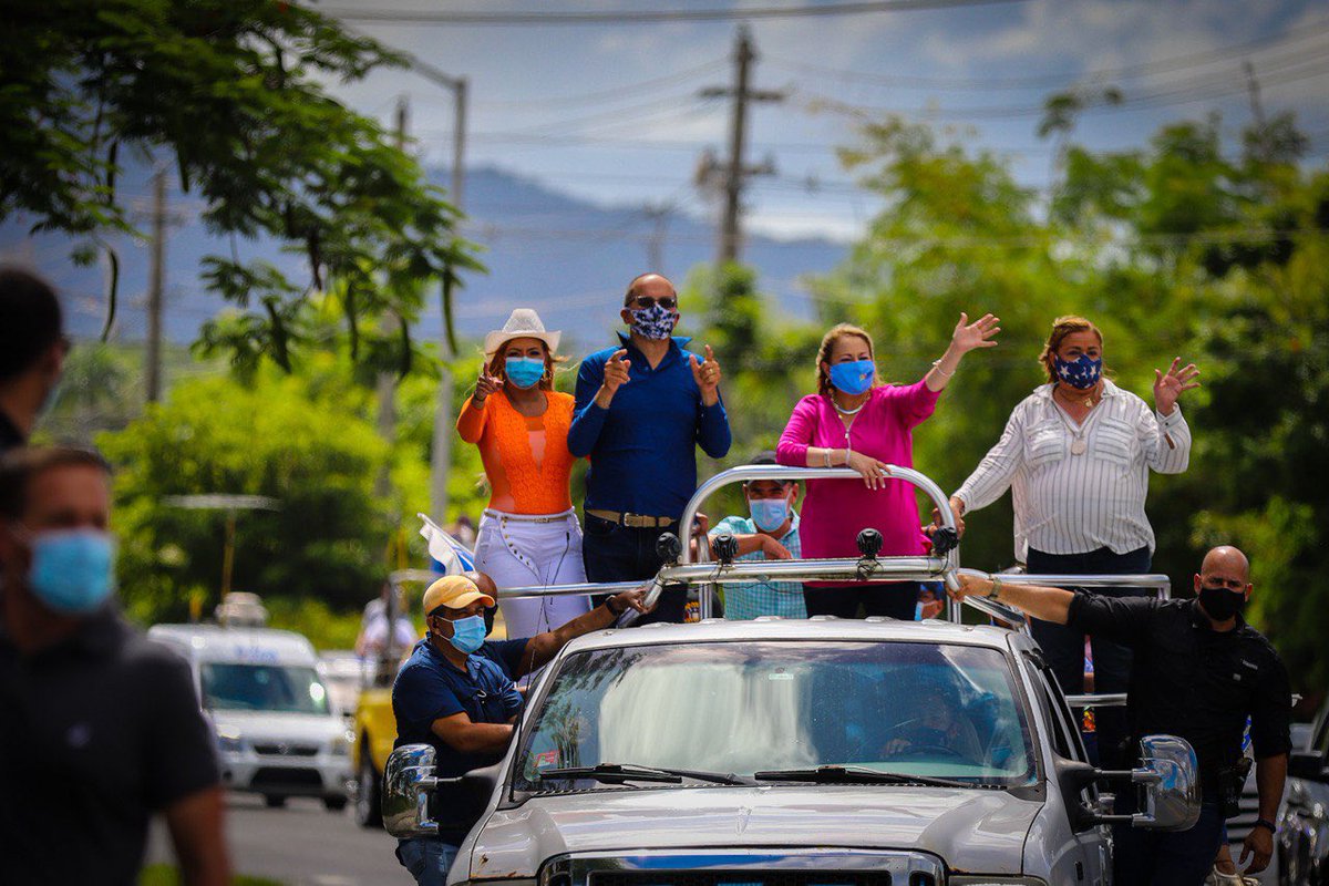 wandavazquezg's tweet photo. ¡Gracias por recibirme #SanLorenzo! En la calle se siente la fuerza de una nueva forma de hacer política. Continuamos en este Rally del Triunfo. ¡Acompáñanos! #HagamosLaDiferencia 💙🇵🇷 https://t.co/SZC5OQRJuA