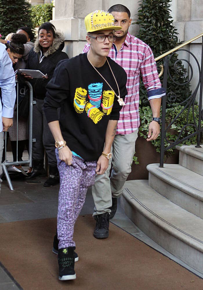 Justin Bieber spotted out, 2013.