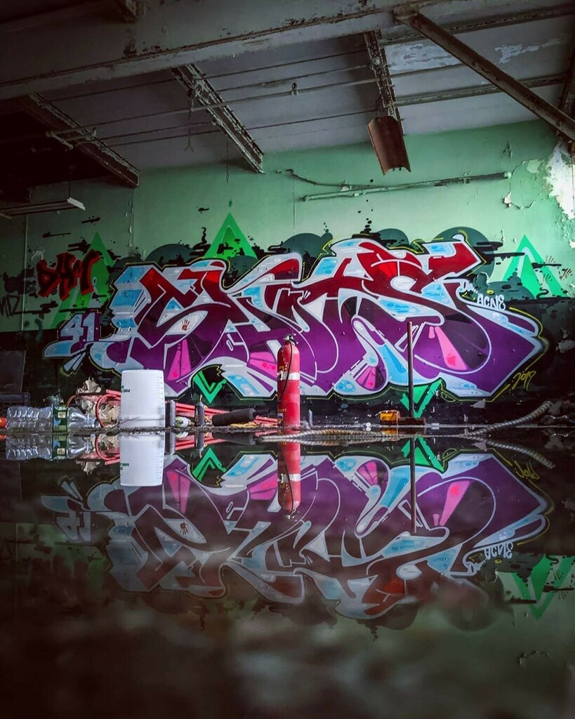 BombingScience's tweet photo. Crisp and clean
SHOTS by HOST
@18ism 📷@jo_evokes
#graffiti #graff #instagraffiti #graffitiporn #graffitiletters #host #18ism #host18 #shots #nycgraffiti #newyorkgraffiti https://t.co/7Hy3ad4XCZ | https://t.co/SaFSi1mkOr