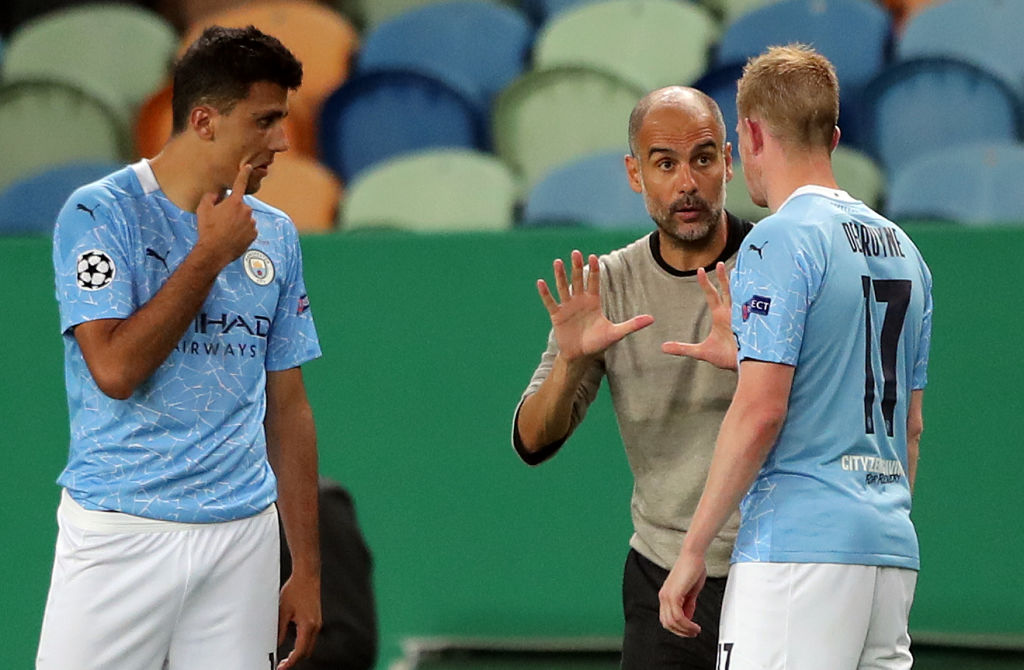 BBCSport's tweet photo. A change for Man City.

Riyad Mahrez is on.

Fernandinho is off.

📻 Listen: https://t.co/j9xezfR9cS
💻 Follow: https://t.co/CREkKP9f9M

#bbcfootball #UCL #MCILYO https://t.co/xr8aW5lQNf